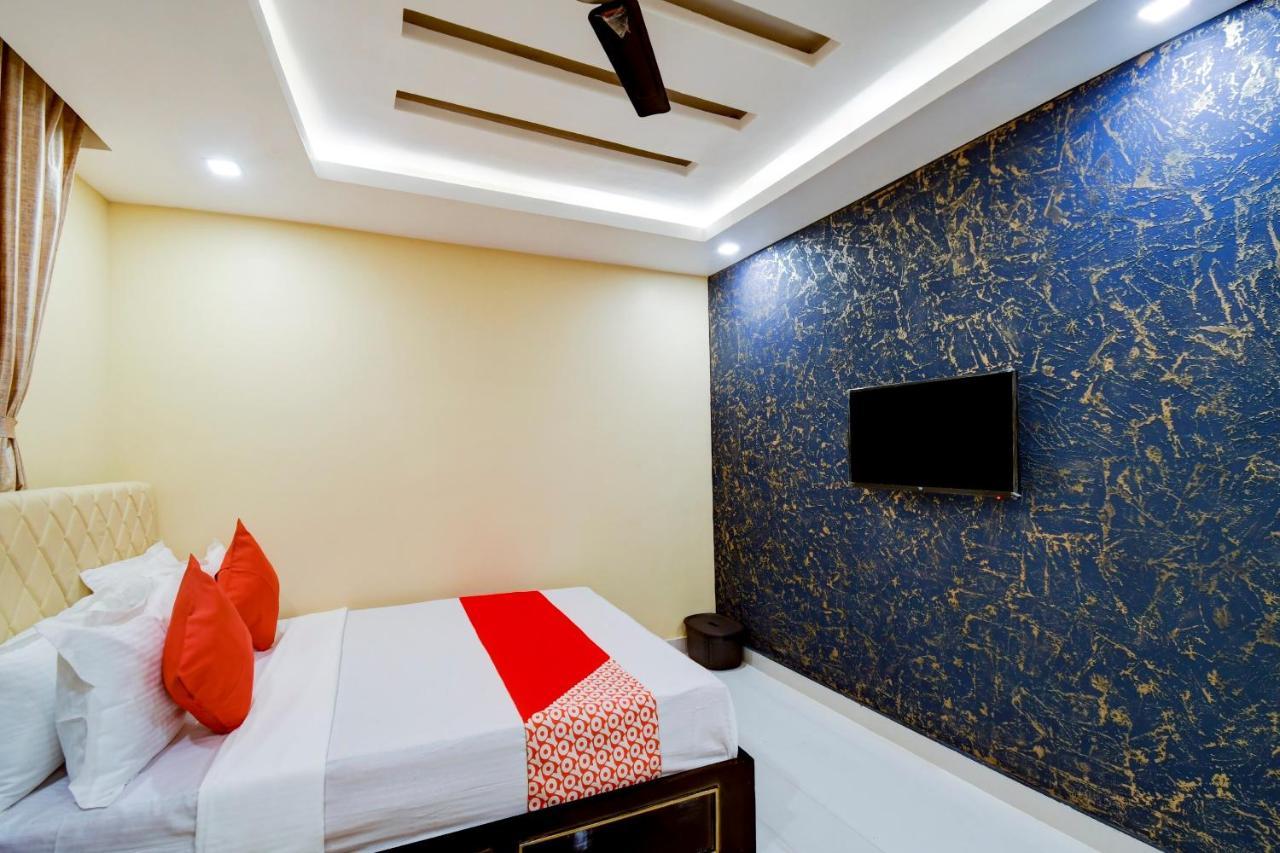 Flagship Silver Orchid Hotel 3*